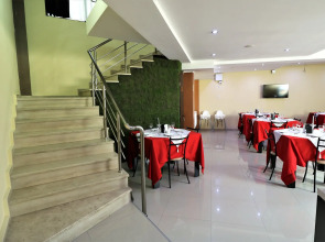 East Gate Бутик-Отель