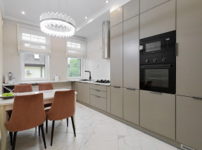 Апартаменты на Ватутина 22