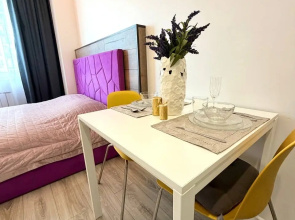 Na Aksakova 81 Apartaments