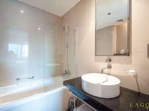 Apartments Songs of the Lake by lagom  Bonnington Tower