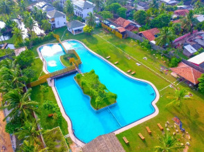 Amaluna Resorts Hotel