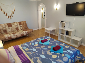 Квартира двухкомнатная с сауной лифтом и балконом