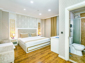 Отель Maris Baku