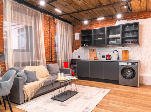 Просторная студия в историческом центре СПб