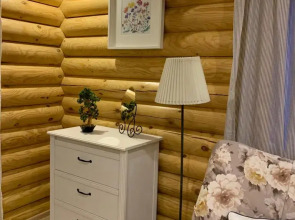 Дом с Бассейном