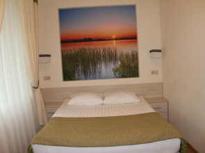 Отель Акварели Рус