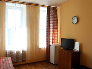 Отель Планета