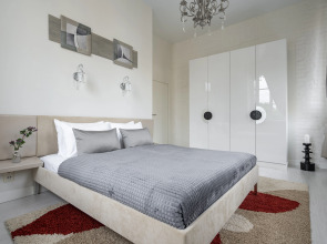 Квартира четырехкомнатная на Почтамтском