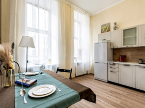 Апартаменты Sergeew Apartments двухкомнатный Люкс с видом на набережную Фонтанки