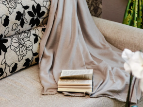 Апартаменты у метро с видом на писательский городок