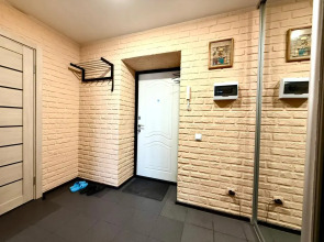 Квартира Уютная в Тихом Районе Города