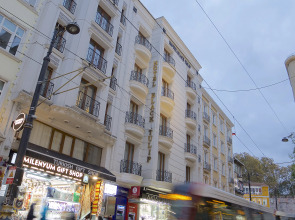 Отель Black Tulip