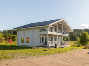 Polyarnaya Stantsiya Sery Private House