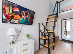 Квартира Двухуровневaя дизайнерская четырехместная