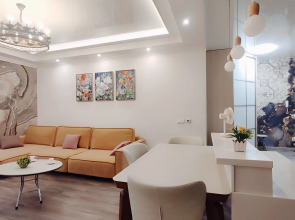 Апартаменты Шикарные В центре с видом на Золотой мост и Русский мост