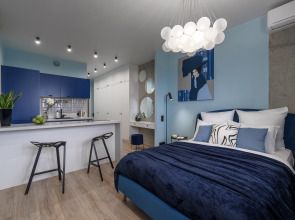 Квapтиpa-cтудия AZURЕ LIGНТ