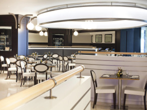 Отель JA Ocean View Hotel