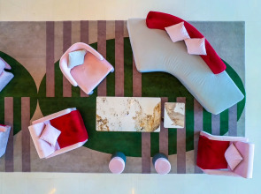 Отель The Zign Hotel