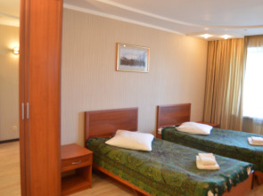 Uyut Flat 5