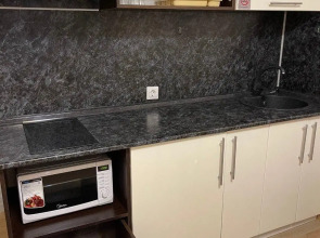 Апартаменты White на Комарова 45