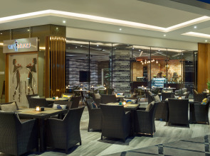 Отель Gulf Court Business Bay