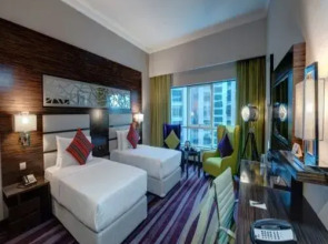 Отель Vintage Grand