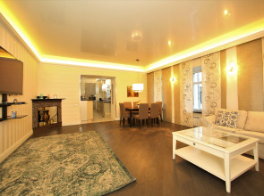 Апартаменты Просторные Апартаменты Рядом с Сенной Площадью