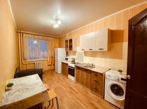 Квартира Двухкомнатная Мич 142/74