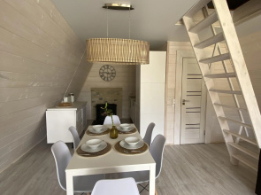 Po Doroge Na Igoru Pivate House