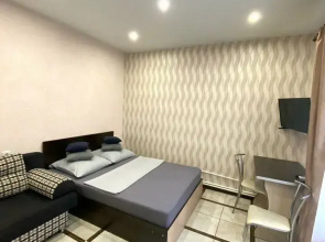 Na Gromova, 19 8 Flat