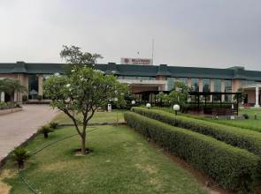 Millionaire Hotel and Resort Palwal