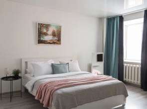 Dve Podushki Na Okruzhnom Shosse Flat