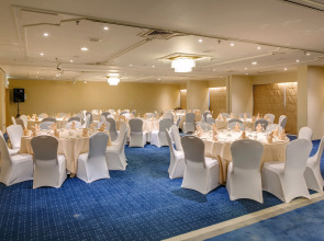 Отель Novel City Center