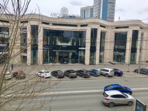 Апартаменты Малышева 11