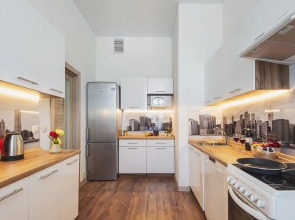 Квартира GM Apartments в легендарном Доме на Набережной