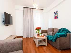 On Buzand Str. 17-104 Apartments