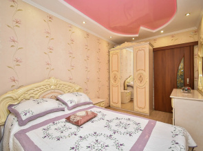 Lyubymy dom na naberezhnoy reki Eniseya Apartment