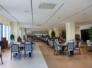 Отель Ramada by Wyndham Ulaanbaatar Citycenter