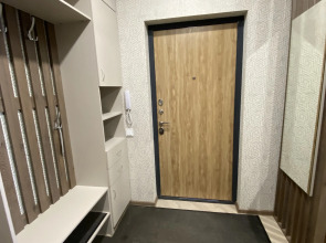 Квартира Большая двухкомнатная у метро Пионерская