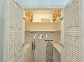 Квартира у Озера Кабан: Стильный Ремонт и Идеальное Расположение!