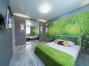 Ot Kompanii Khoum Hotel Na Ulice A. Tolstogo 70 Flat