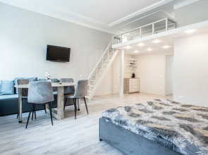 Квартира Стильная Евродвушка с Балконом в Центре Петроградской