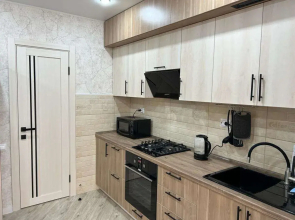 Komfortnaya Dvukhkomnatnaya Flat