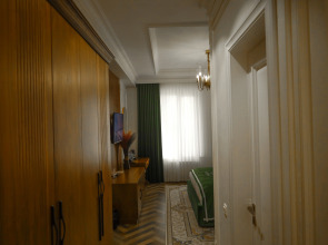 Отель Aliz Boulevard