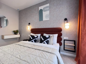 Апартаменты Bид на реку с террасы 13го этажа