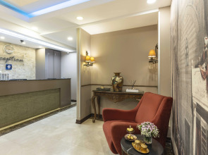 Отель Raymond Old City