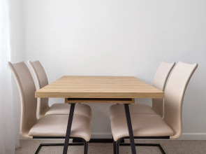 Квартира near the park – просторная трешка с видом на парк