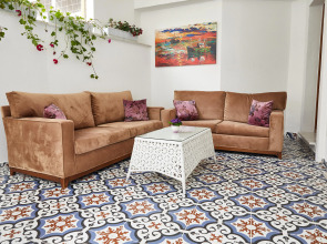 Albinas Hotel Old City