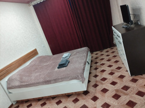 S Khoroshim Raspolozheniem Flat