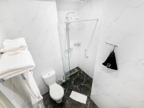 Отель Freedom Bishkek Hotel